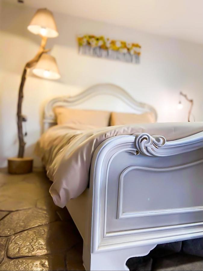 Pistachio Guesthouse, Παραδοσιακός Ξενώνας Vathí Exteriér fotografie