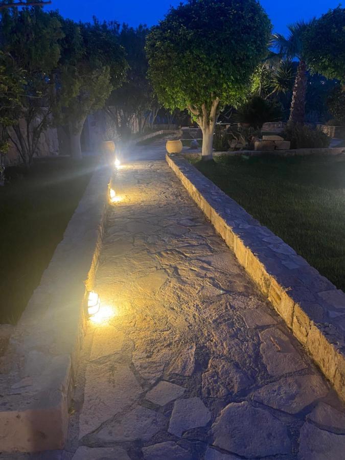 Pistachio Guesthouse, Παραδοσιακός Ξενώνας Vathí Exteriér fotografie